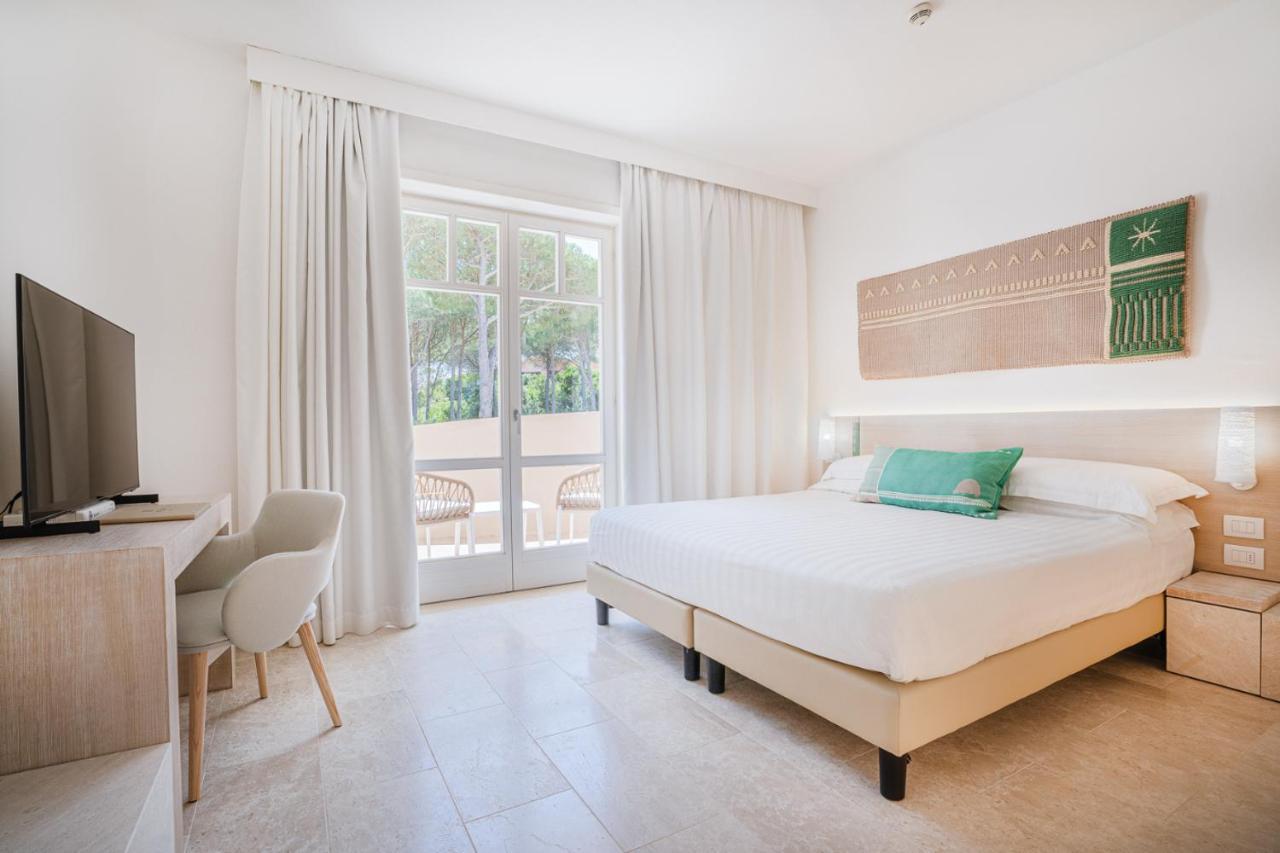 Felix Hotels - Hotel La Coluccia ซานตา เตเรซา กัลลูรา ภายนอก รูปภาพ