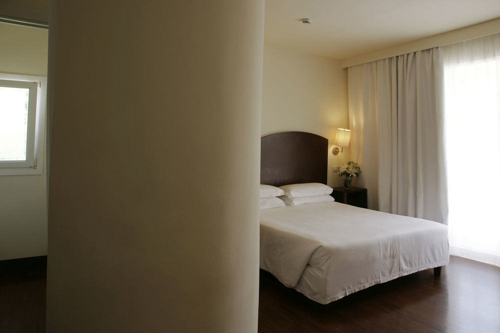 Felix Hotels - Hotel La Coluccia ซานตา เตเรซา กัลลูรา ภายนอก รูปภาพ