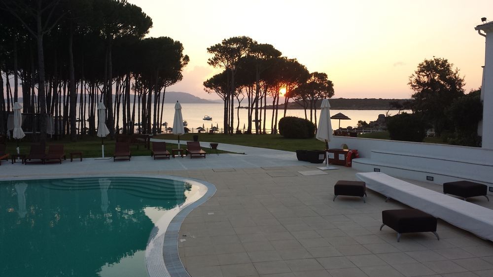 Felix Hotels - Hotel La Coluccia ซานตา เตเรซา กัลลูรา ภายนอก รูปภาพ